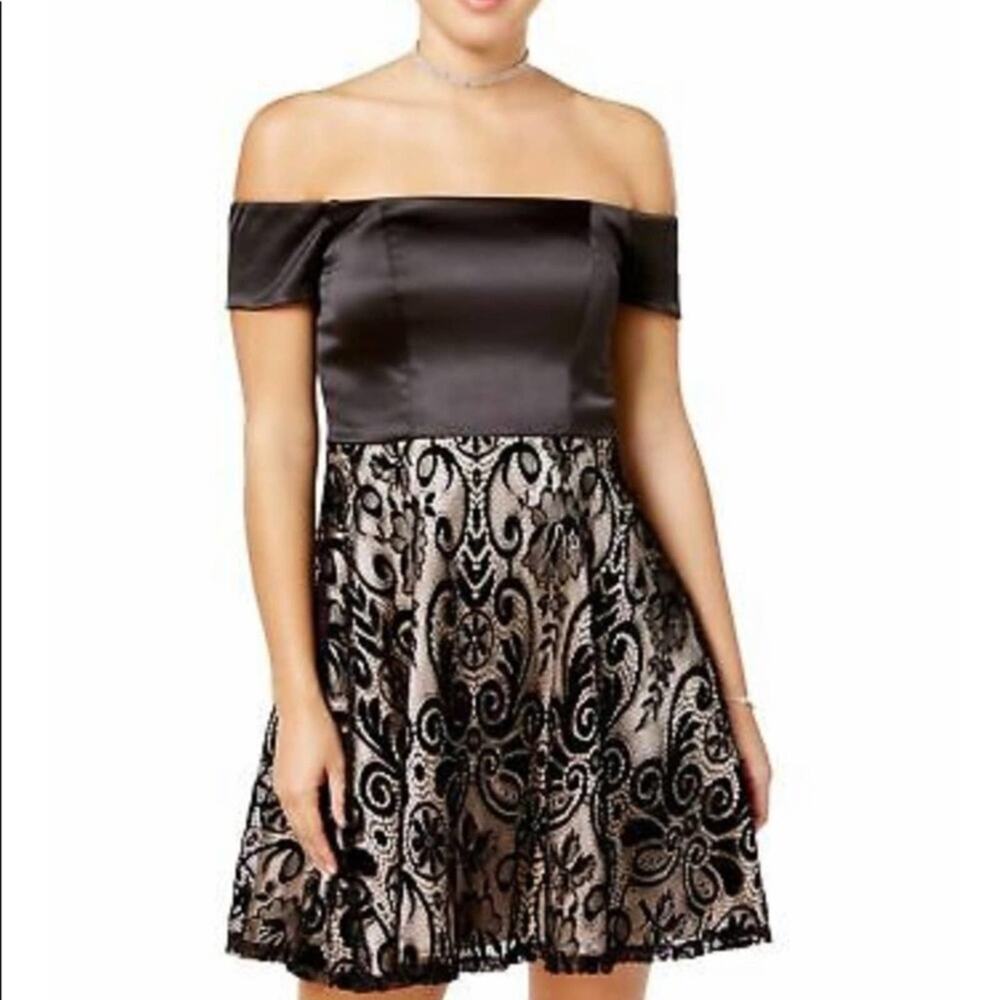 Sequin hearts‎ off shoulder formal prom dress. Size 13